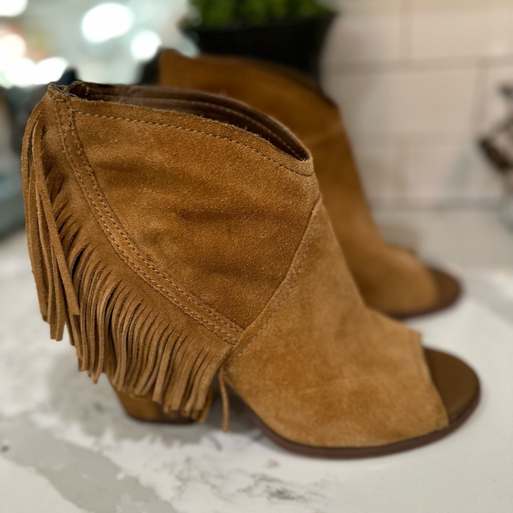 Open Toe fringed booties